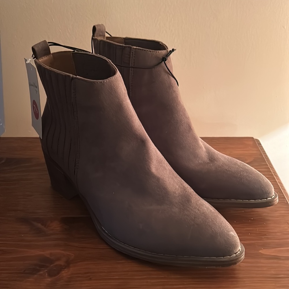 Nwt Universal Thread Briar Bootie - Color Brown -… - image 3